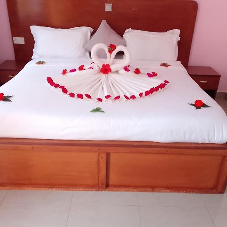 Juniper Park Resort Nyahururu Екстер'єр фото